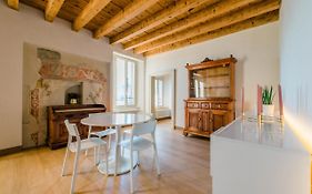 Feel - Pareto Apartment